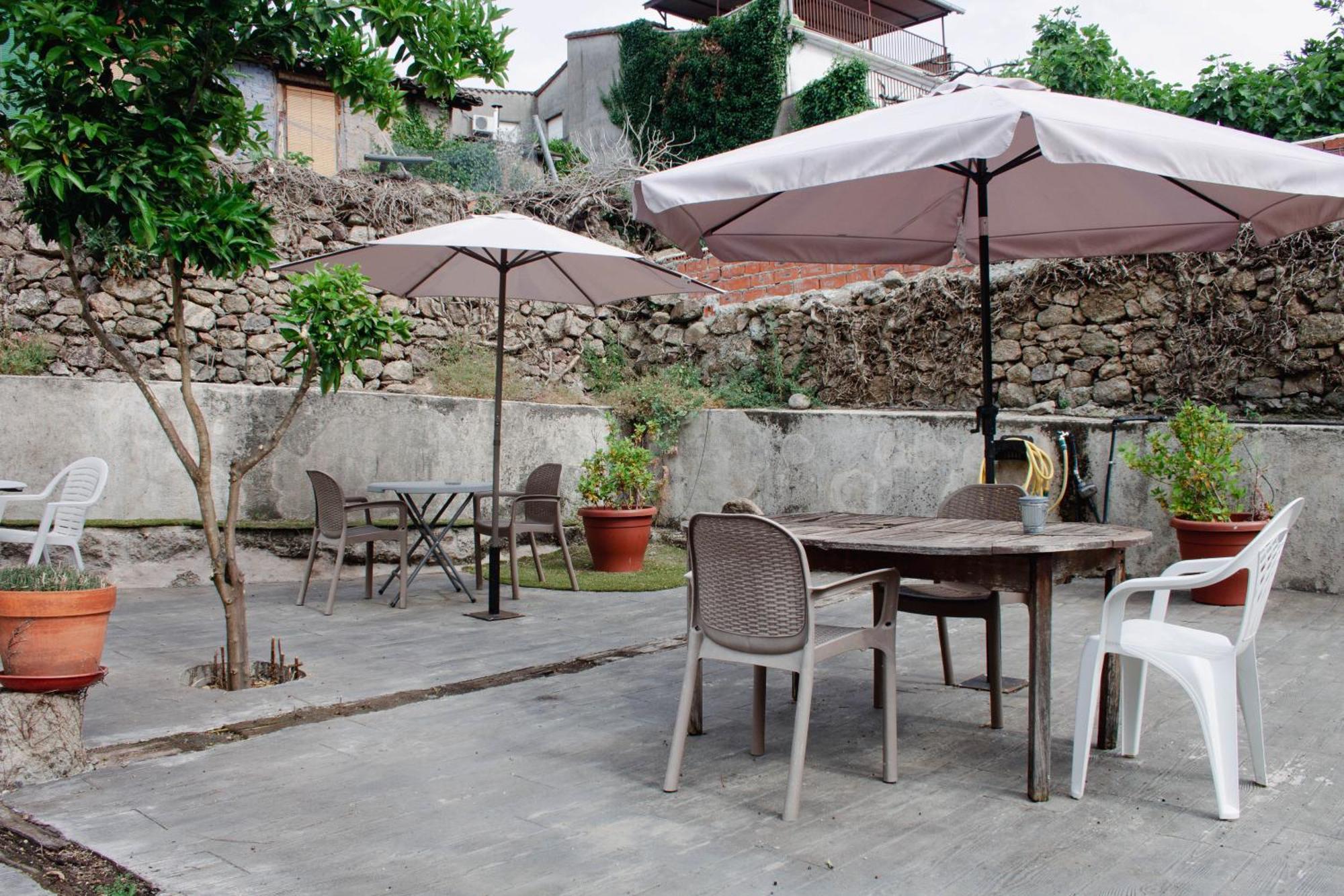 Apartamentos Rurales La Vera 자란딜라데라베라 외부 사진